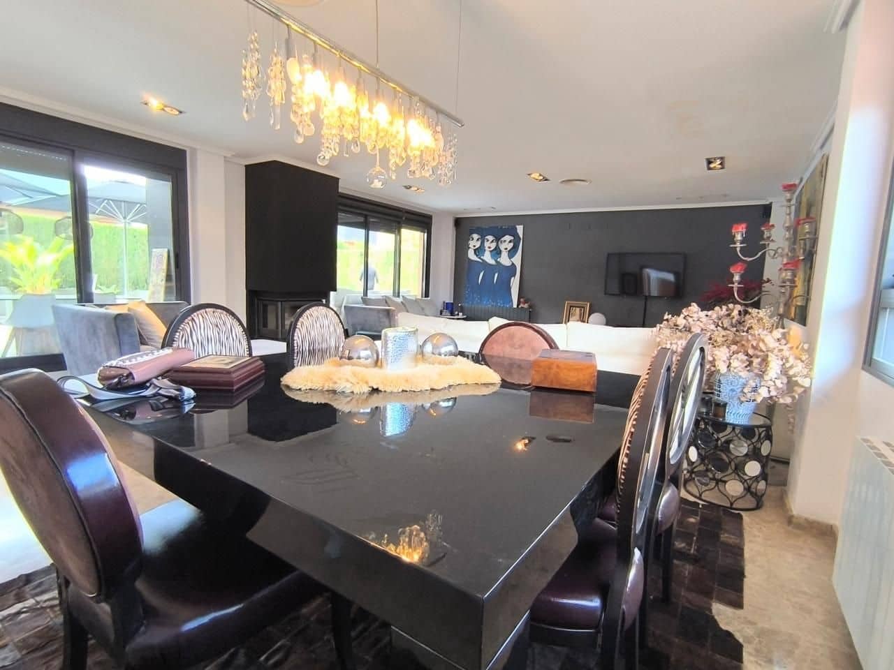 5 bedroom Villa for sale in Betera with pool - € 999,000 (Ref: 8534537)