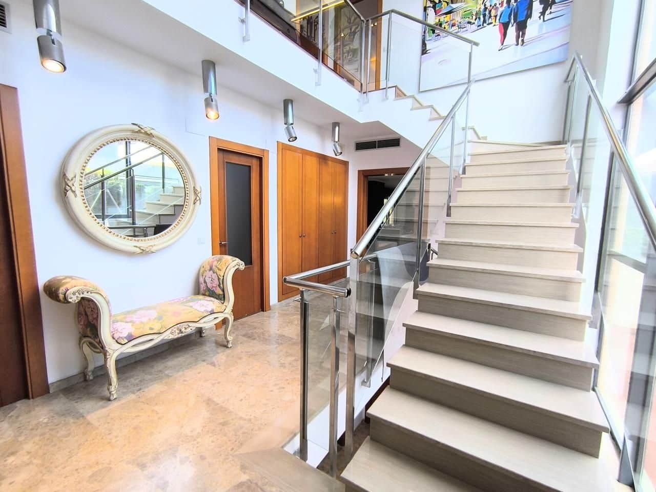 5 bedroom Villa for sale in Betera with pool - € 999,000 (Ref: 8534537)