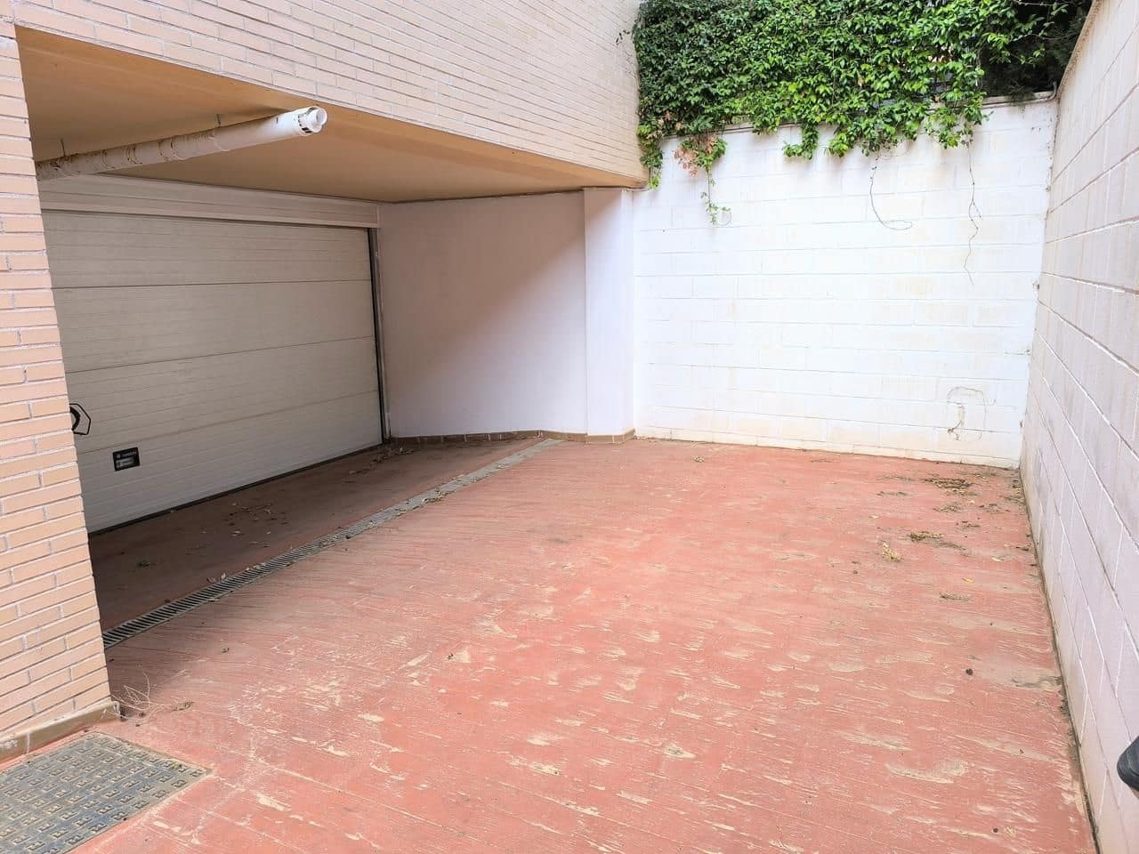 5 bedroom Villa for sale in Betera with pool - € 999,000 (Ref: 8534537)