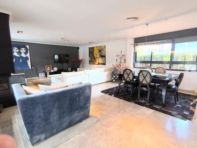 Chalet de 5 habitaciones en Bétera en venta con piscina - 999.000 € (Ref: 8534537)