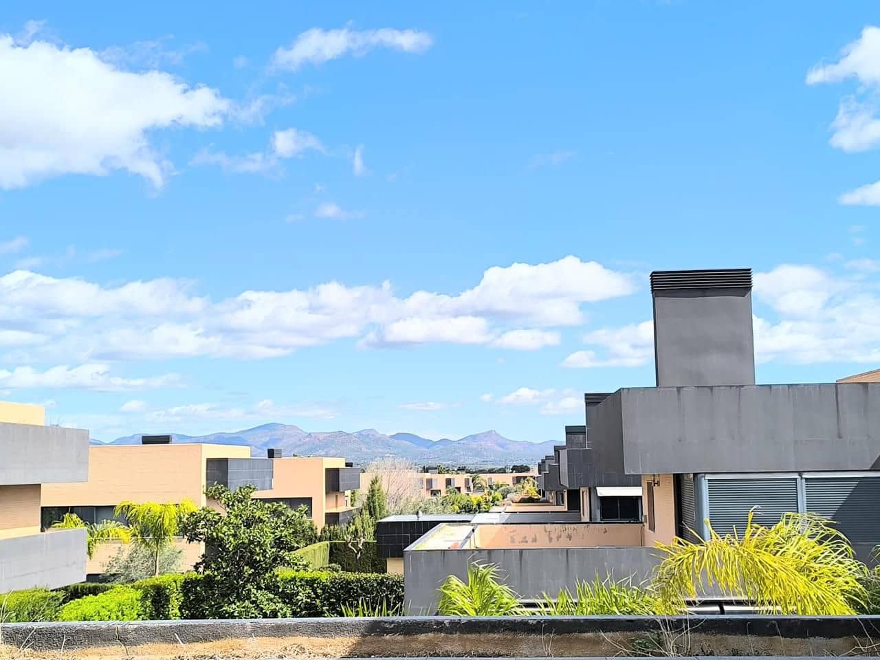 5 bedroom Villa for sale in Betera with pool - € 999,000 (Ref: 8534537)