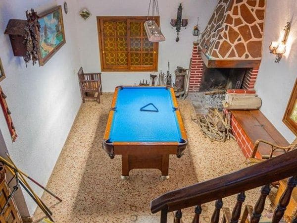 5 chambre Villa/Maison à vendre à Gilet avec piscine - 620 000 € (Ref: 8534540)