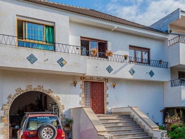 5 chambre Villa/Maison à vendre à Gilet avec piscine - 620 000 € (Ref: 8534540)