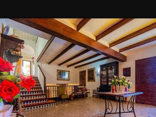 5 chambre Villa/Maison à vendre à Gilet avec piscine - 620 000 € (Ref: 8534540)