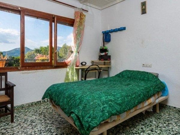 5 chambre Villa/Maison à vendre à Gilet avec piscine - 620 000 € (Ref: 8534540)