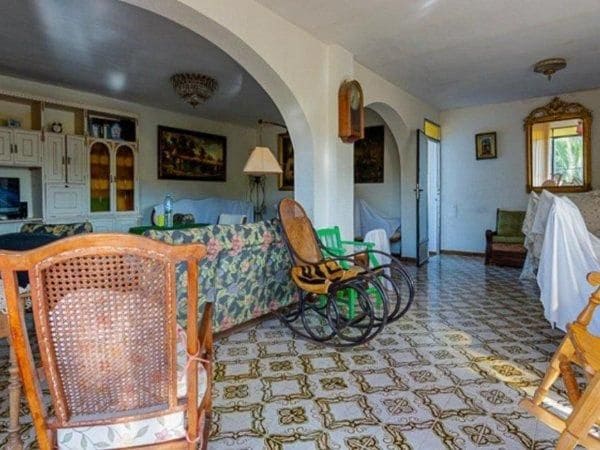 5 chambre Villa/Maison à vendre à Gilet avec piscine - 620 000 € (Ref: 8534540)