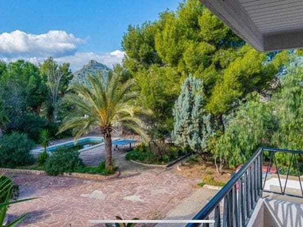 5 chambre Villa/Maison à vendre à Gilet avec piscine - 620 000 € (Ref: 8534540)