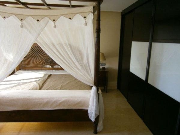 5 Zimmer Villa zu verkaufen in Gilet mit Pool Garage - 795.000 € (Ref: 8534544)