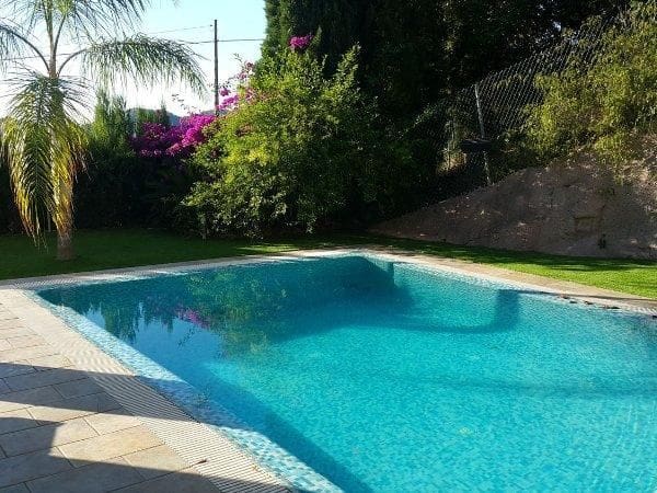 5 Zimmer Villa zu verkaufen in Gilet mit Pool Garage - 795.000 € (Ref: 8534544)