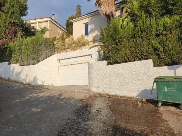 5 Zimmer Villa zu verkaufen in Gilet mit Pool Garage - 795.000 € (Ref: 8534544)