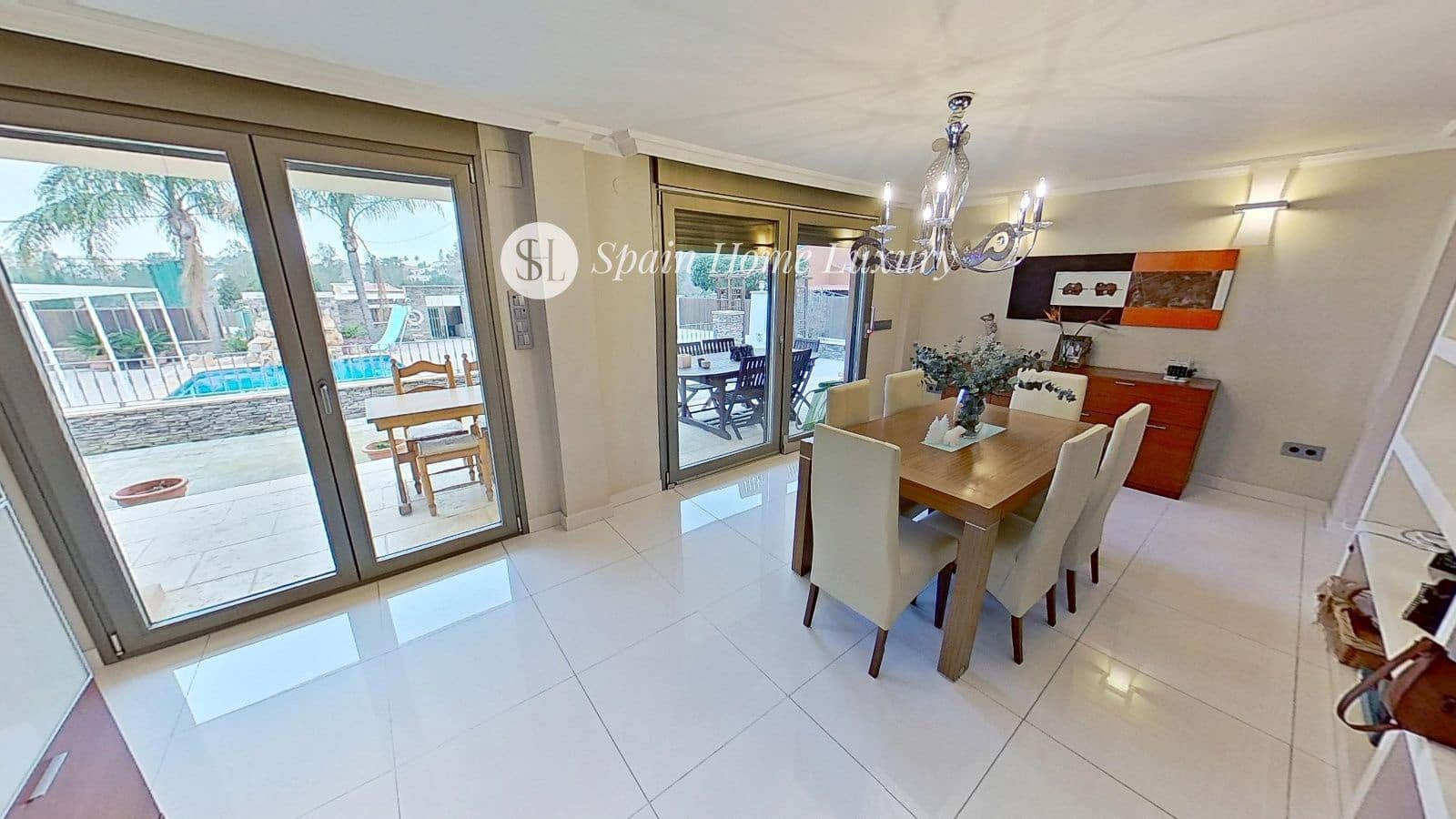 10 bedroom Villa for sale in Denia with pool - € 899,000 (Ref: 8534549)