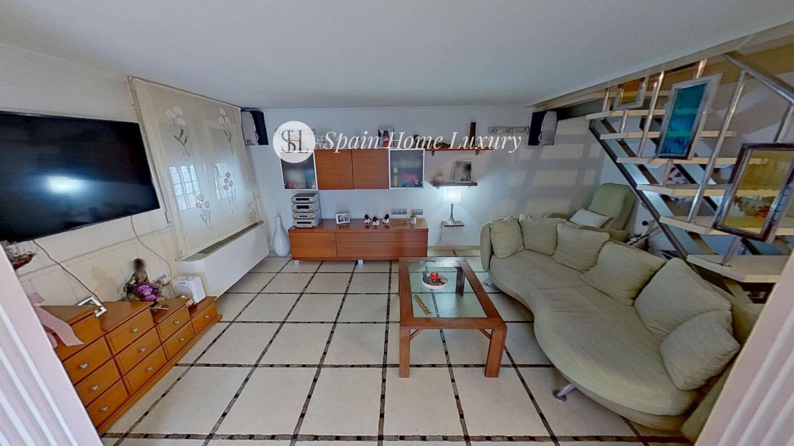 10 bedroom Villa for sale in Denia with pool - € 899,000 (Ref: 8534549)