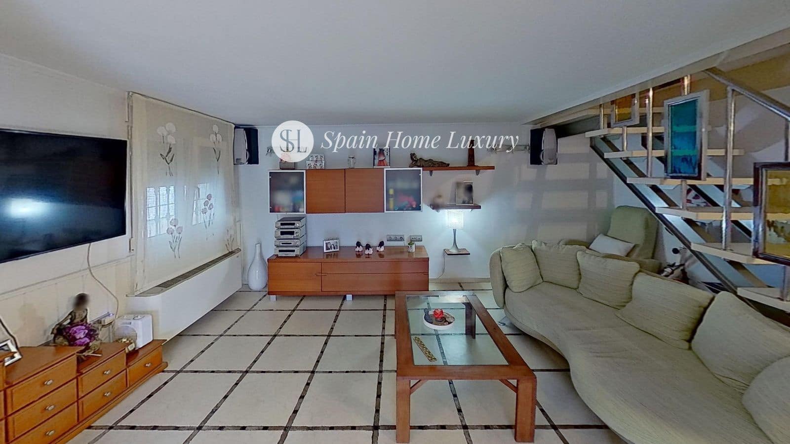 10 bedroom Villa for sale in Denia with pool - € 899,000 (Ref: 8534549)