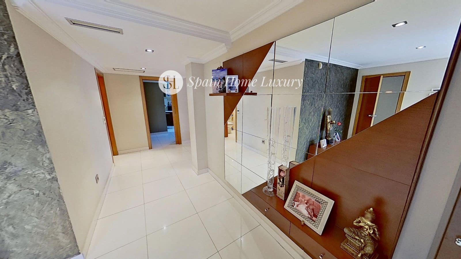 10 bedroom Villa for sale in Denia with pool - € 899,000 (Ref: 8534549)