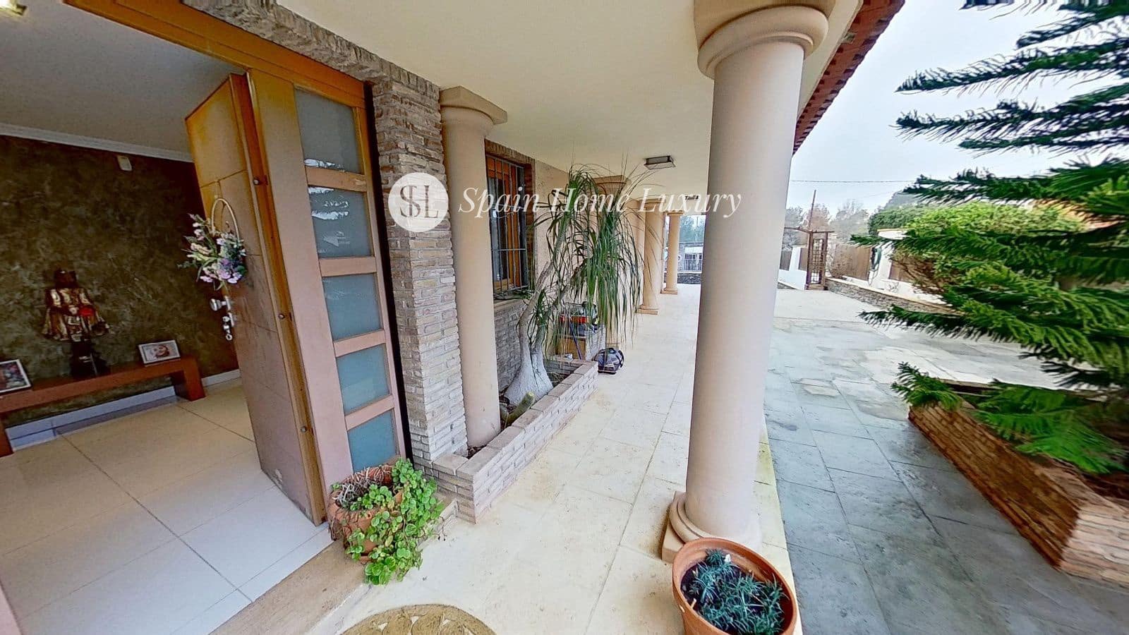 10 bedroom Villa for sale in Denia with pool - € 899,000 (Ref: 8534549)