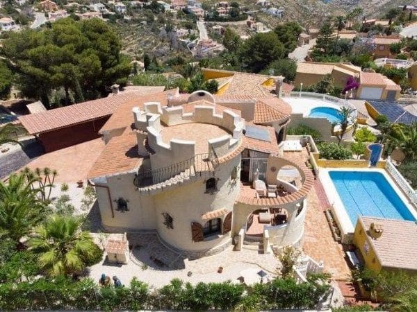5 bedroom Villa for sale in Cumbre del Sol with pool - € 585,000 (Ref: 8534554)