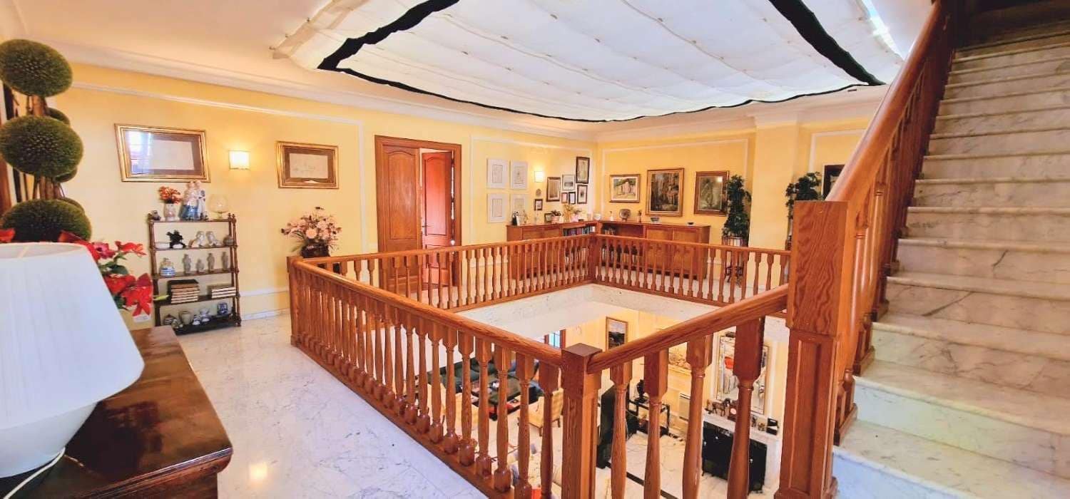 5 slaapkamer Villa te koop in Naquera met zwembad - € 1.500.000 (Ref: 8534558)