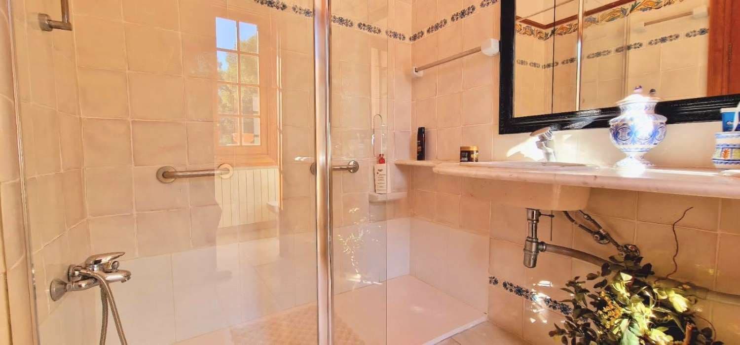 5 slaapkamer Villa te koop in Naquera met zwembad - € 1.500.000 (Ref: 8534558)