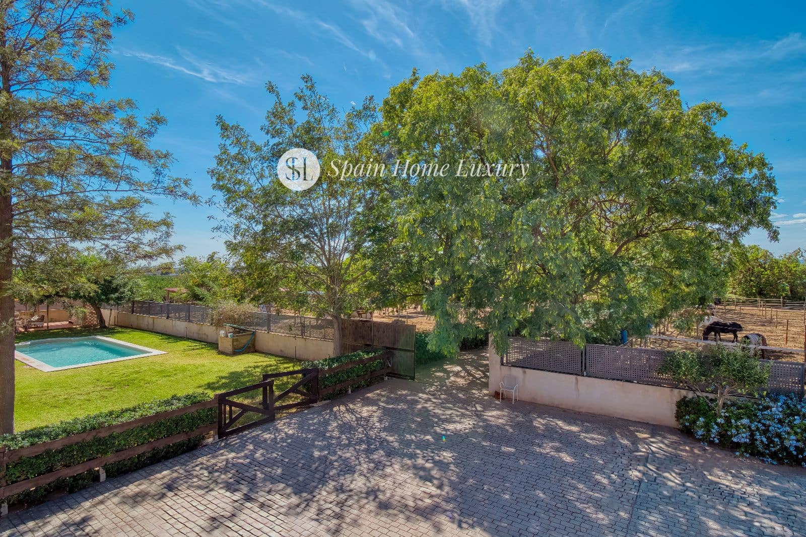 4 soverom Villa til salgs i Betera med svømmebasseng garasje - € 2 250 000 (Ref: 8534562)