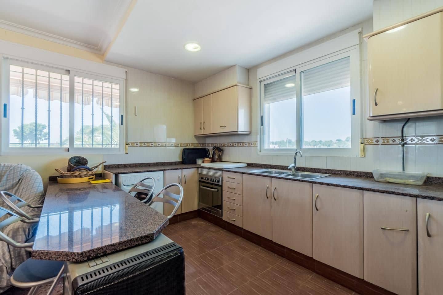 6 soverom Villa til salgs i Naquera med svømmebasseng - € 495 000 (Ref: 8534581)