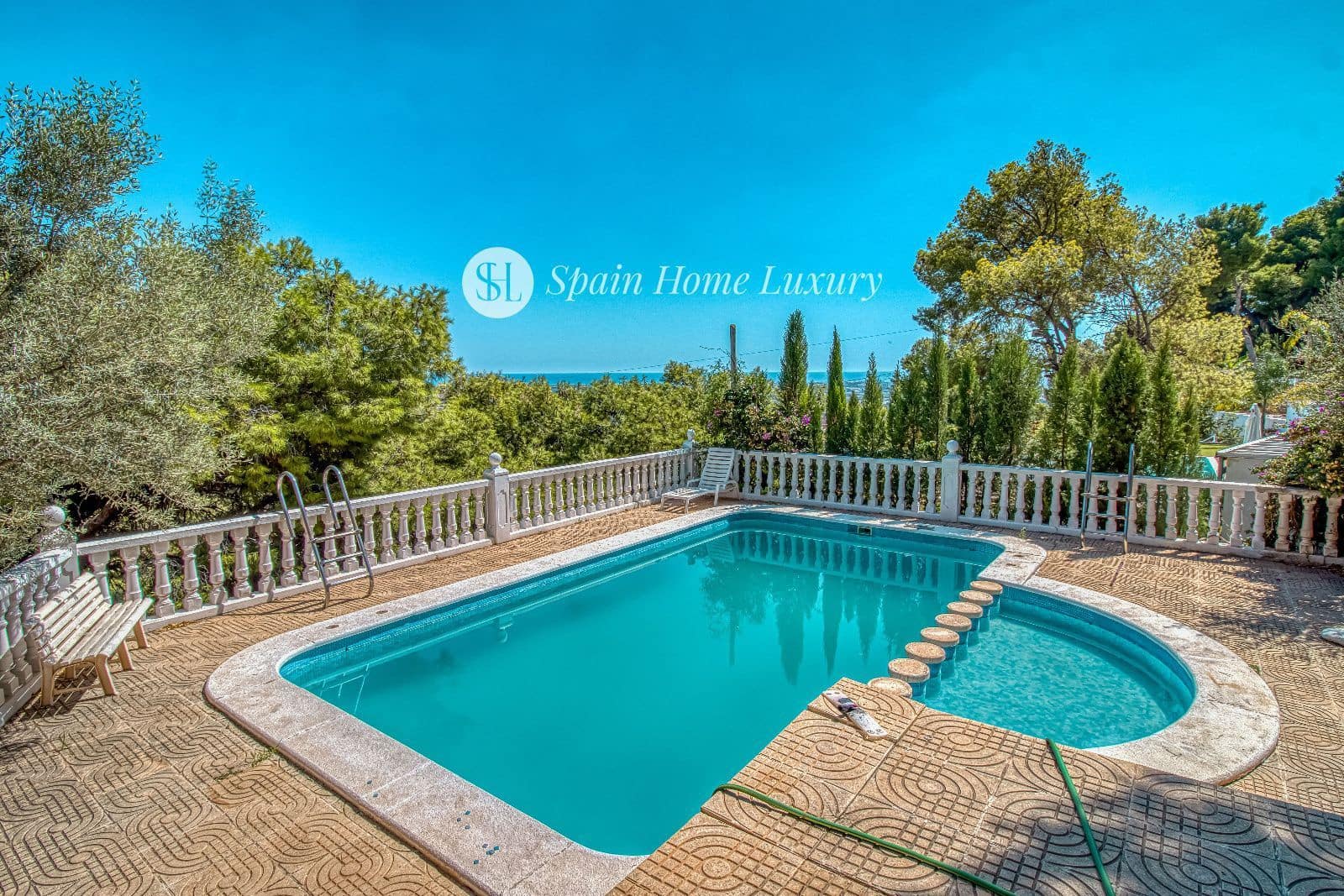 5 soveværelse Villa til salg i Sagunto / Sagunt med swimmingpool garage - € 630.000 (Ref: 8539898)