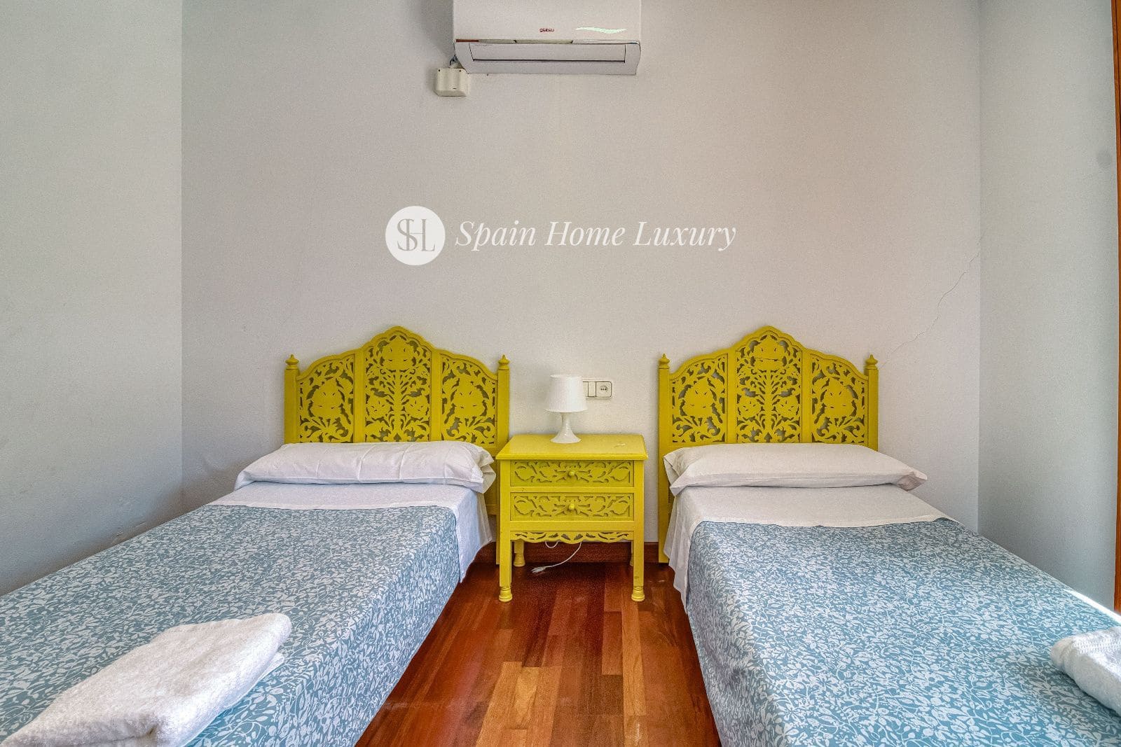 12 soveværelse Villa til salg i Favara med swimmingpool - € 5.000.000 (Ref: 8565471)