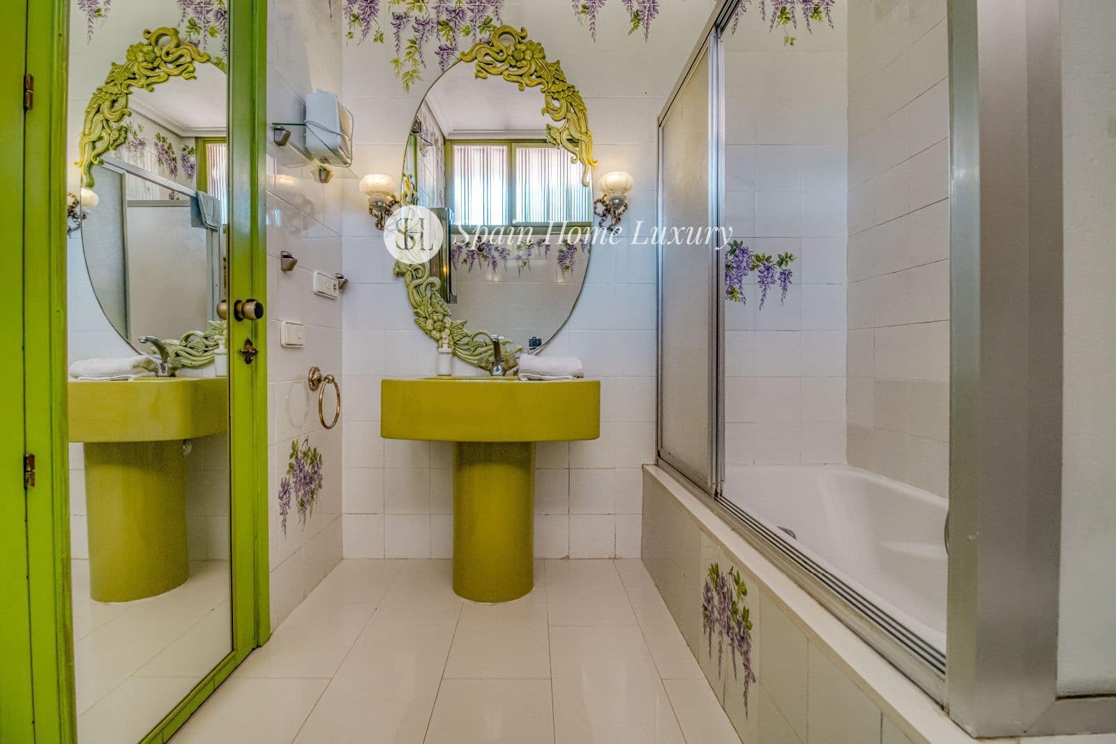 12 soveværelse Villa til salg i Favara med swimmingpool - € 5.000.000 (Ref: 8565471)