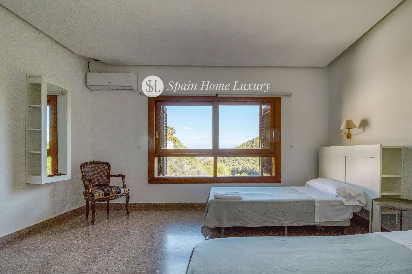 12 soveværelse Villa til salg i Favara med swimmingpool - € 5.000.000 (Ref: 8565471)