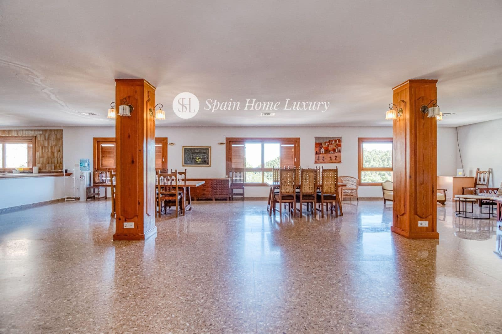 12 soveværelse Villa til salg i Favara med swimmingpool - € 5.000.000 (Ref: 8565471)