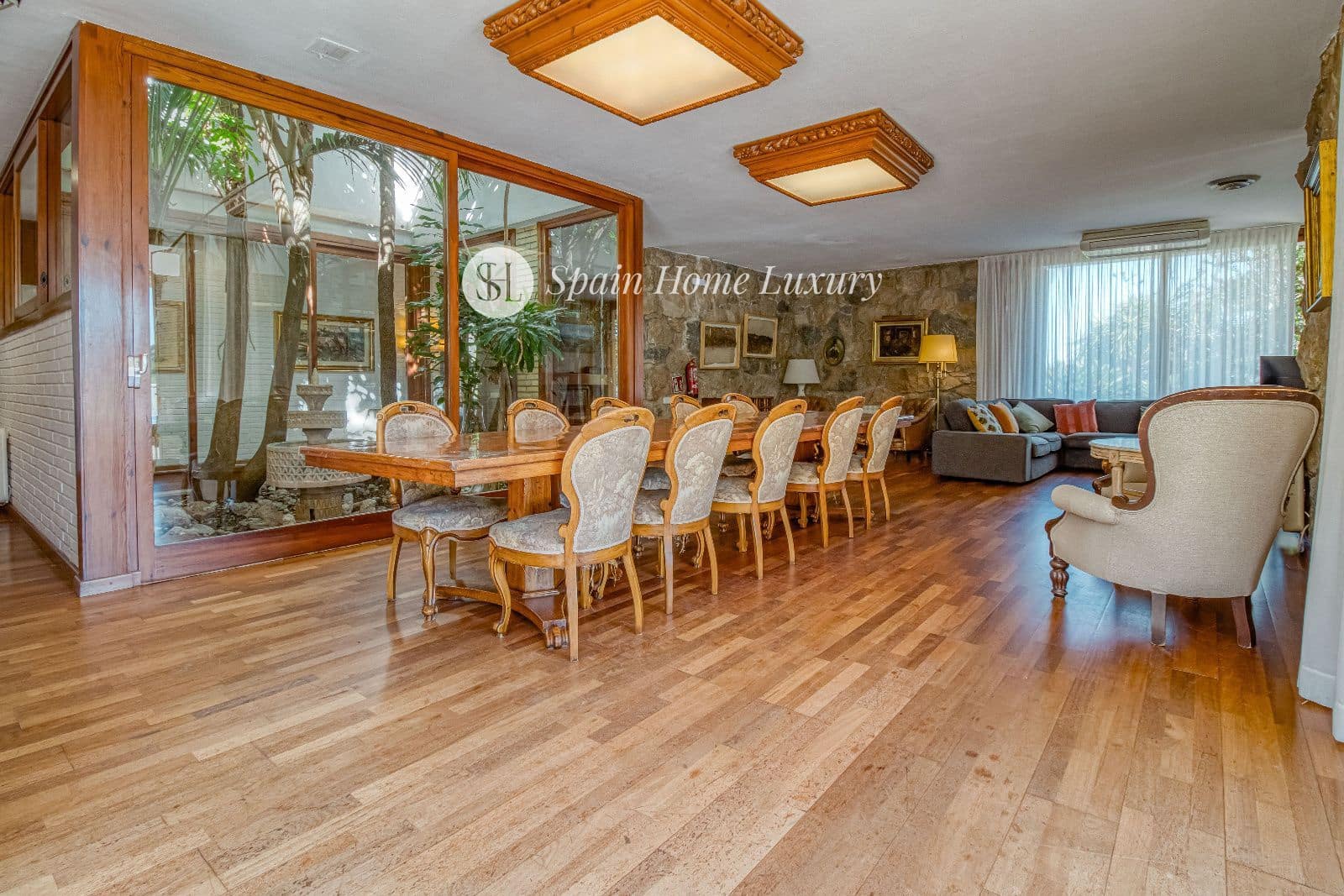 12 soveværelse Villa til salg i Favara med swimmingpool - € 5.000.000 (Ref: 8565471)