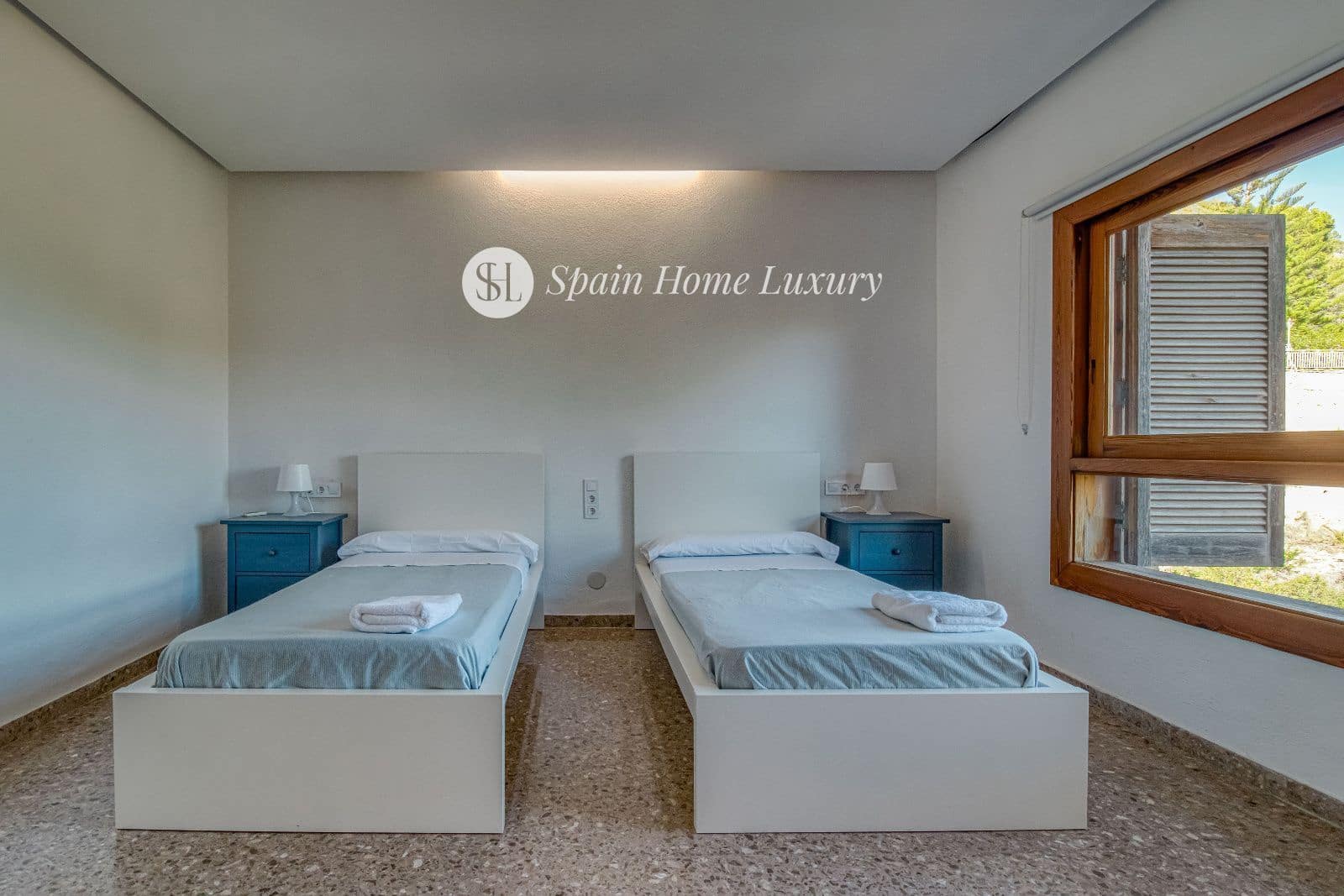 12 soveværelse Villa til salg i Favara med swimmingpool - € 5.000.000 (Ref: 8565471)