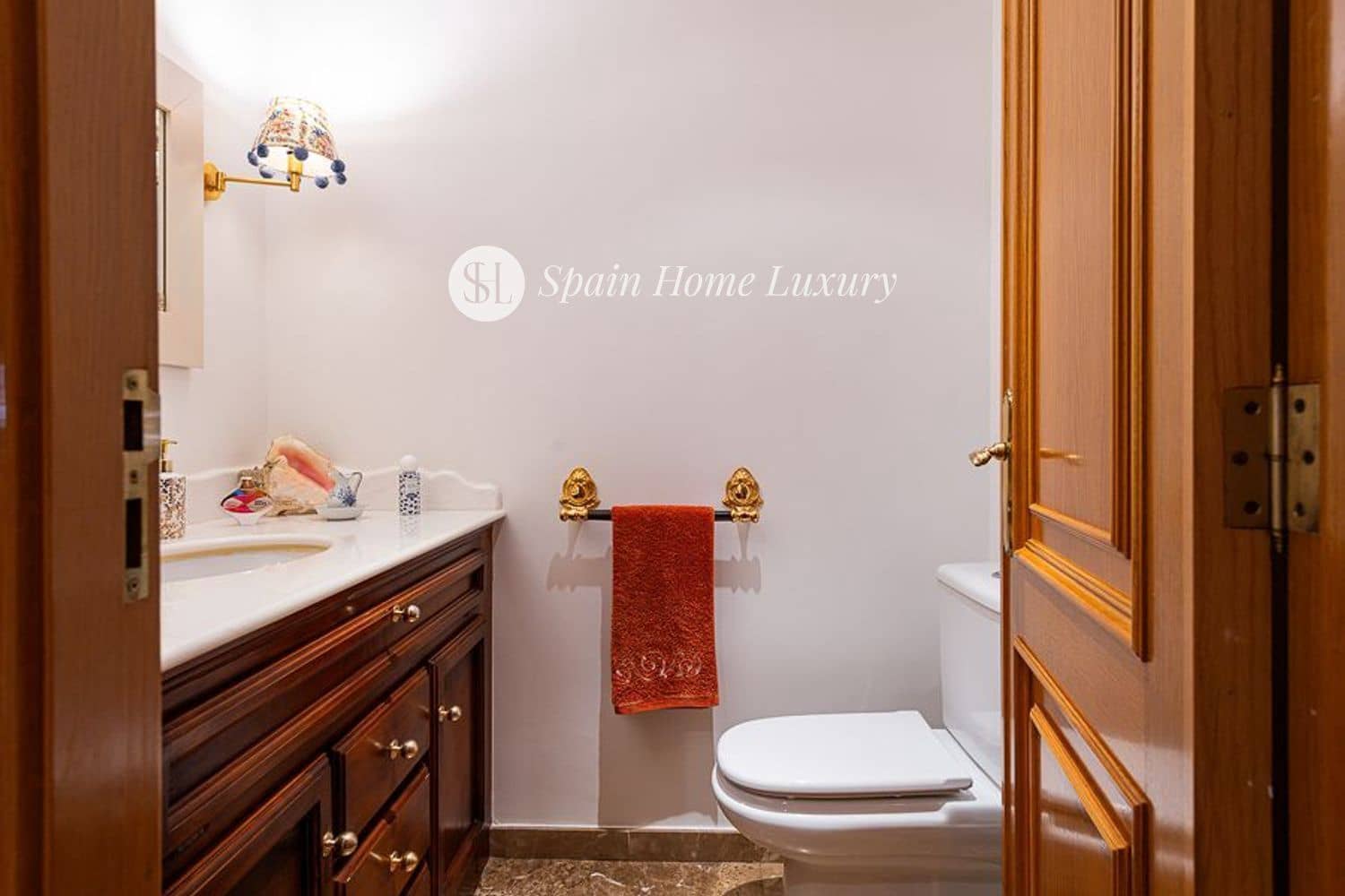 8 makuuhuone Huvila myytävänä paikassa L'Eliana mukana uima-altaan 
autotalli - 2 175 000 € (Ref: 8581835)