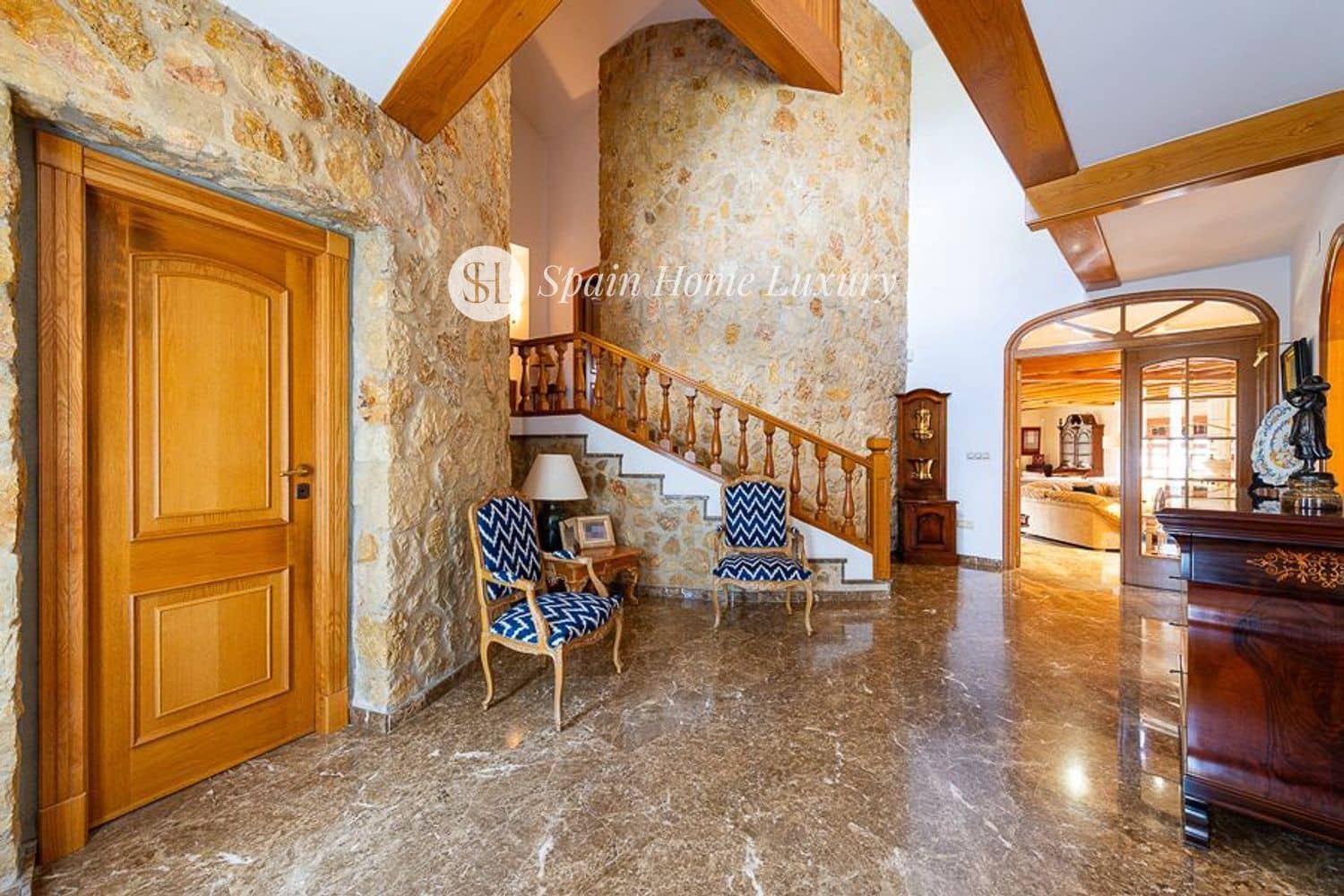 8 makuuhuone Huvila myytävänä paikassa L'Eliana mukana uima-altaan 
autotalli - 2 175 000 € (Ref: 8581835)