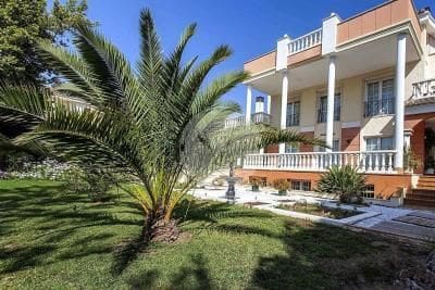 5 makuuhuone Huvila myytävänä paikassa L'Eliana mukana uima-altaan - 1 150 000 € (Ref: 8607739)