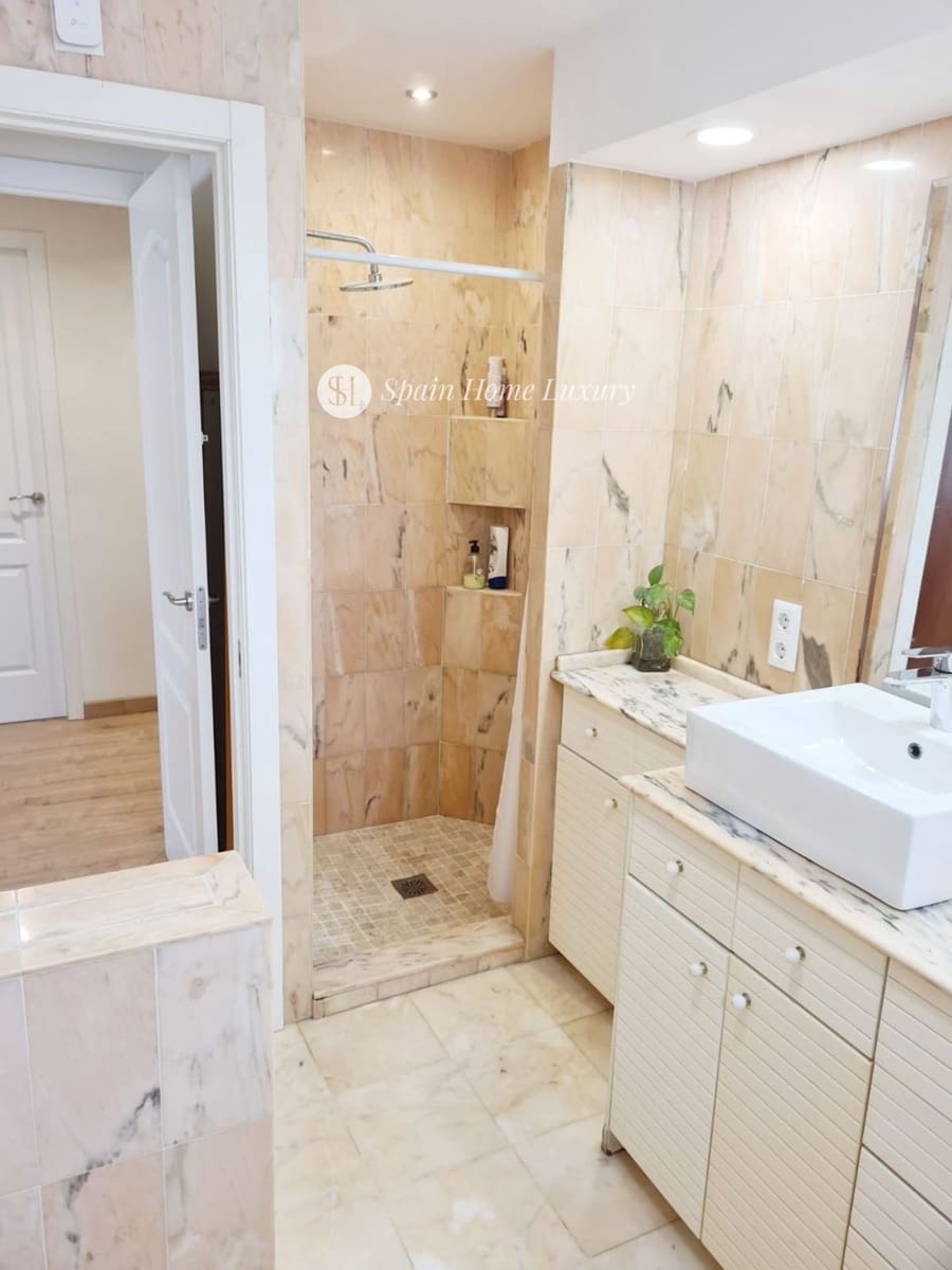 7 camera da letto Villa in vendita in La Pobla de Vallbona con piscina garage - 670.000 € (Rif: 8607740)