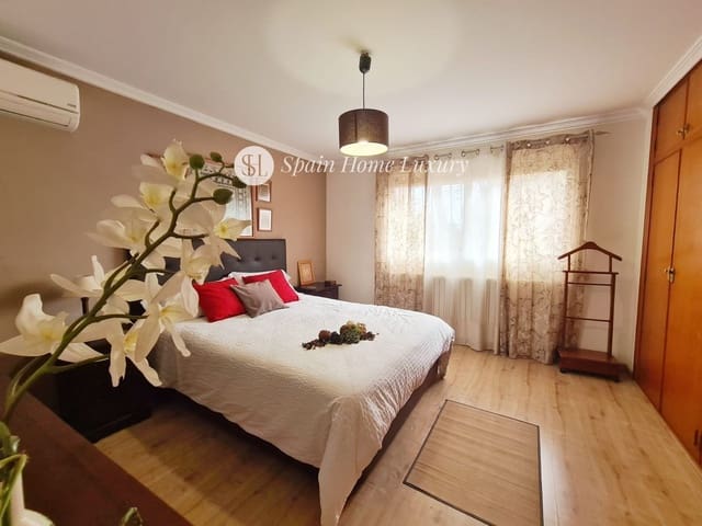 7 soveværelse Villa til salg i La Pobla de Vallbona med swimmingpool garage - € 670.000 (Ref: 8607740)