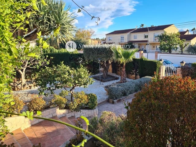 7 soveværelse Villa til salg i La Pobla de Vallbona med swimmingpool garage - € 670.000 (Ref: 8607740)