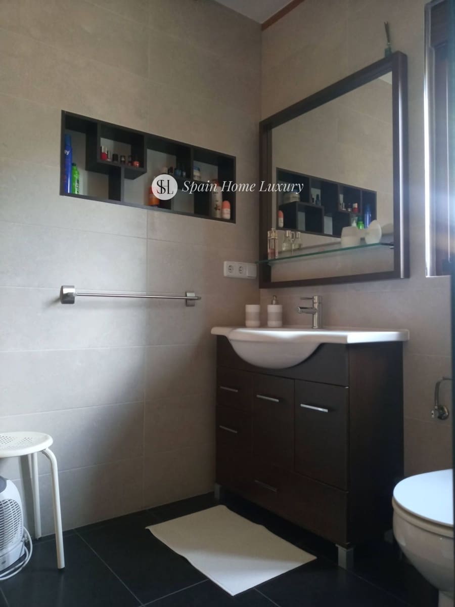 4 soveværelse Villa til salg i Montserrat - € 375.000 (Ref: 8607932)