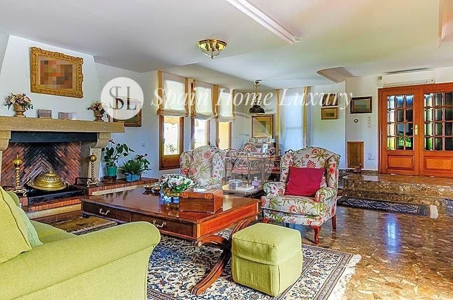 8 soverom Villa til salgs i Betera - € 1 400 000 (Ref: 8610096)