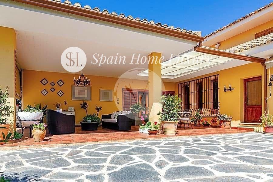 8 soverom Villa til salgs i Betera - € 1 400 000 (Ref: 8610096)