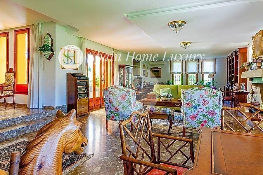 8 soverom Villa til salgs i Betera - € 1 400 000 (Ref: 8610096)