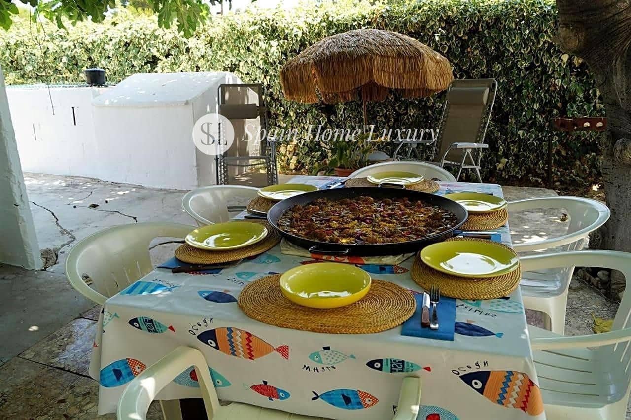 7 soverom Villa til salgs i Oliva med svømmebasseng - € 1 650 000 (Ref: 8658927)