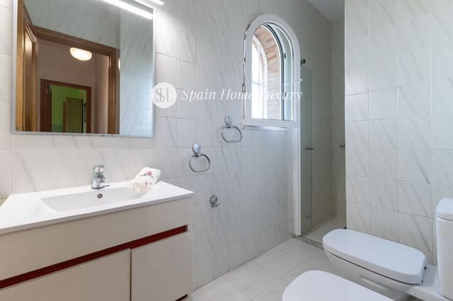 7 soveværelse Villa til salg i La Pobla de Vallbona med swimmingpool garage - € 830.000 (Ref: 8660778)