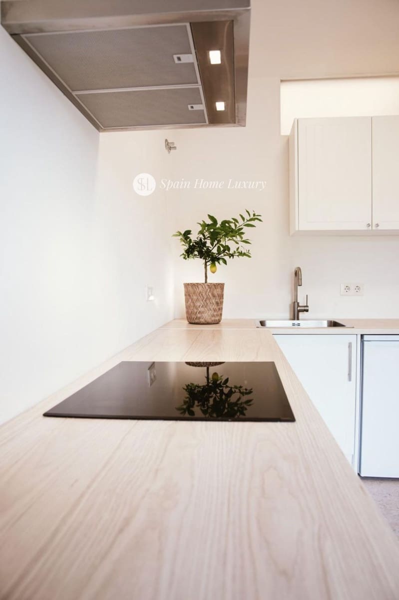 16 soverom Villa til salgs i Naquera med svømmebasseng garasje - € 3 650 000 (Ref: 8670945)