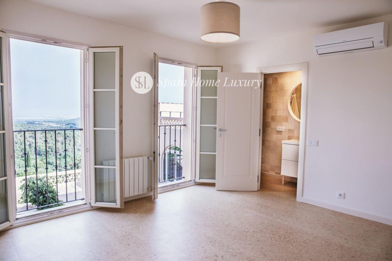 16 soverom Villa til salgs i Naquera med svømmebasseng garasje - € 3 650 000 (Ref: 8670945)