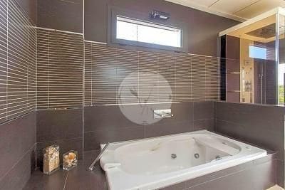6 quarto Moradia para venda em Betera com piscina - 4 000 000 € (Ref: 8673063)