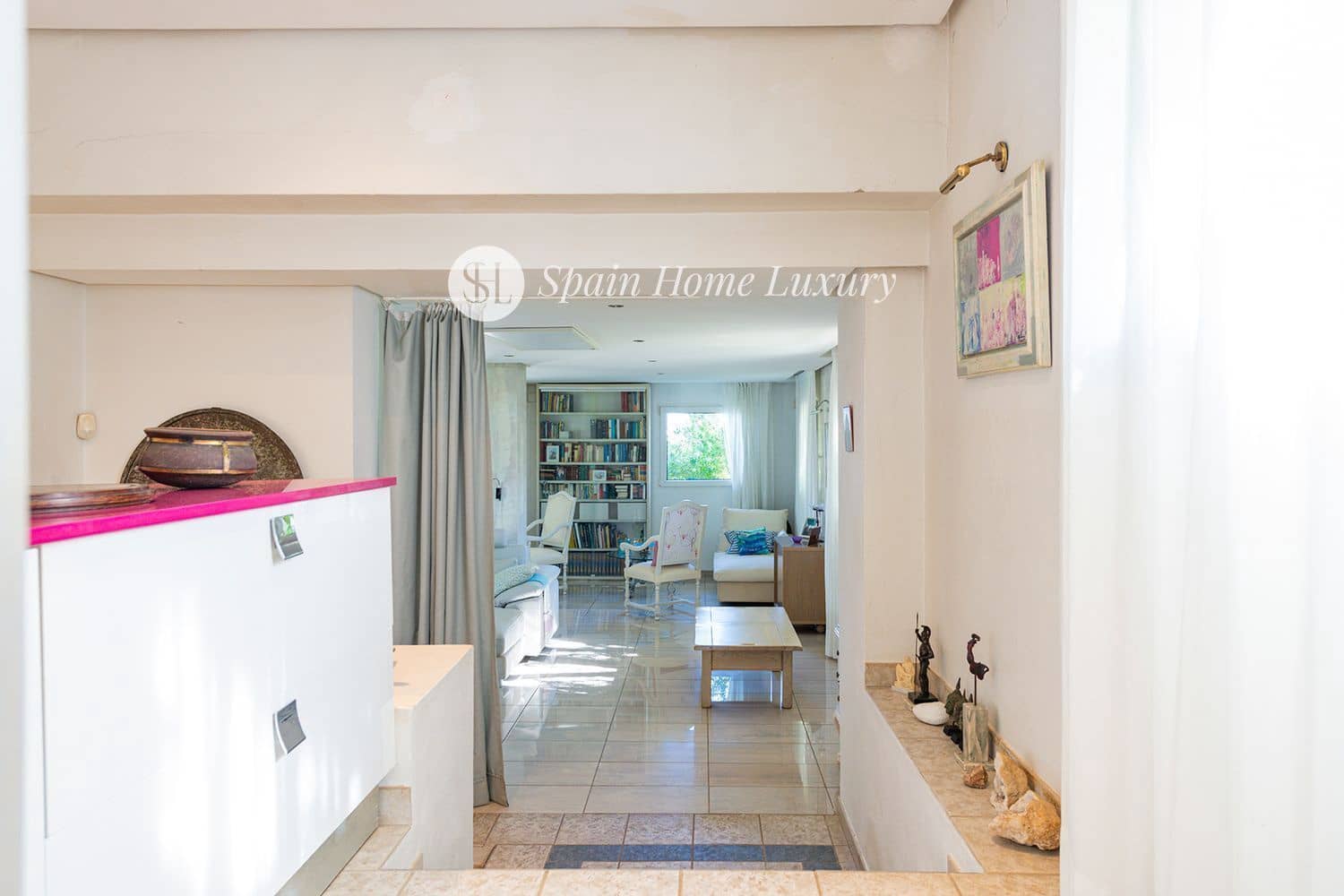 5 soveværelse Villa til salg i La Pobla de Vallbona med swimmingpool garage - € 875.000 (Ref: 8678496)