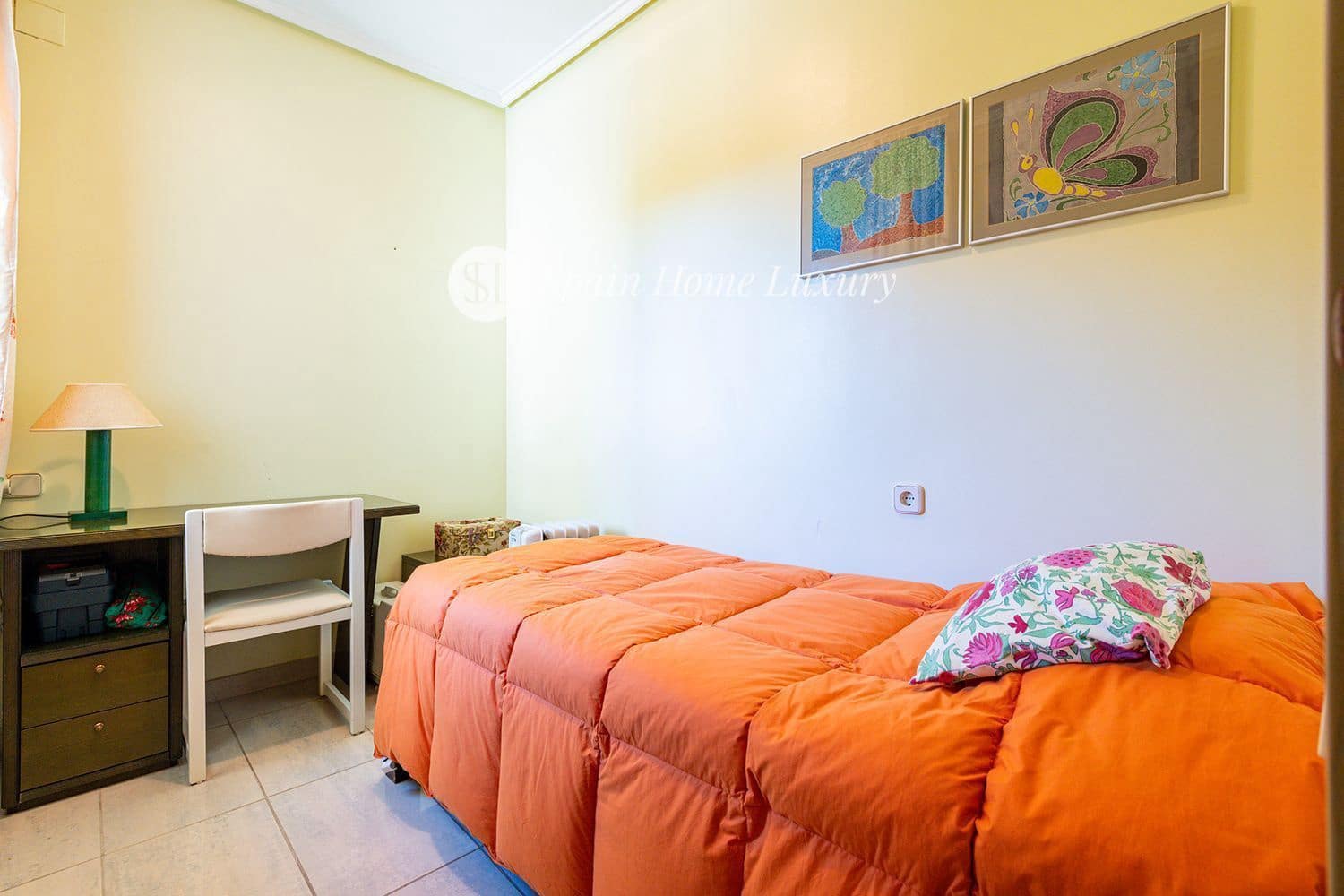 5 soveværelse Villa til salg i La Pobla de Vallbona med swimmingpool garage - € 875.000 (Ref: 8678496)