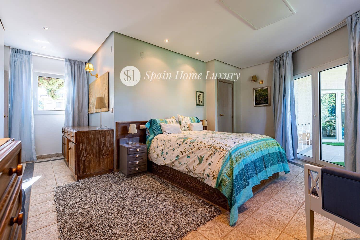 5 soveværelse Villa til salg i La Pobla de Vallbona med swimmingpool garage - € 875.000 (Ref: 8678496)