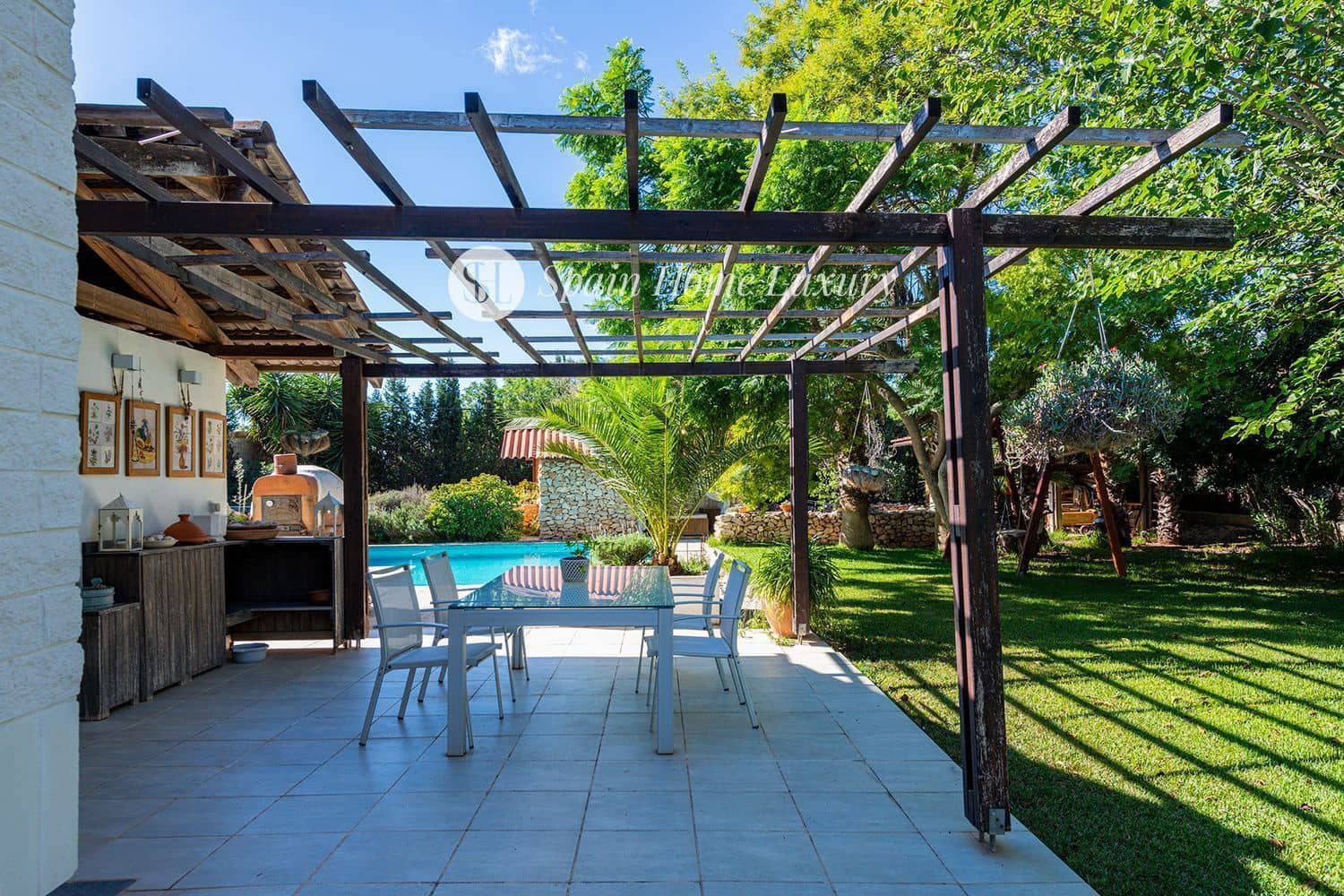 5 soveværelse Villa til salg i La Pobla de Vallbona med swimmingpool garage - € 875.000 (Ref: 8678496)